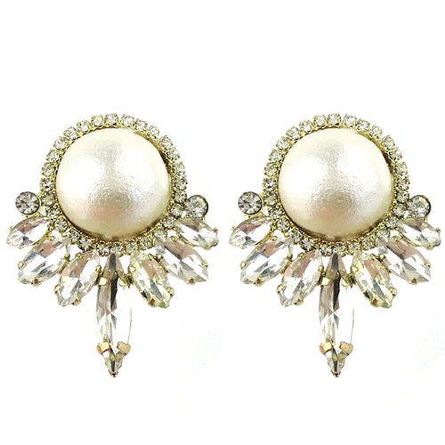 Moon and Lola - Vienna Cotton Pearl Earrings