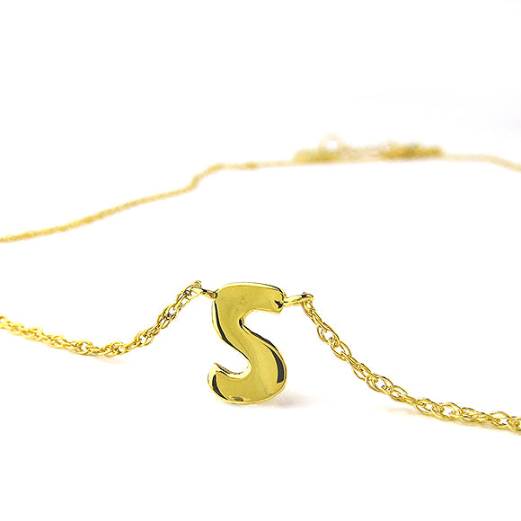 Metal Single Letter Necklace - Moon and Lola